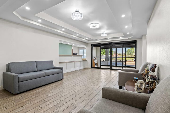 Guest Lobby
