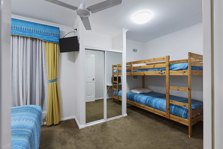 Room 12 of 96