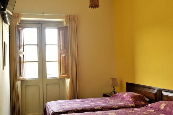 Room 19 of 86