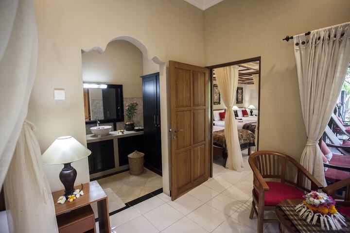 Room 12 of 75