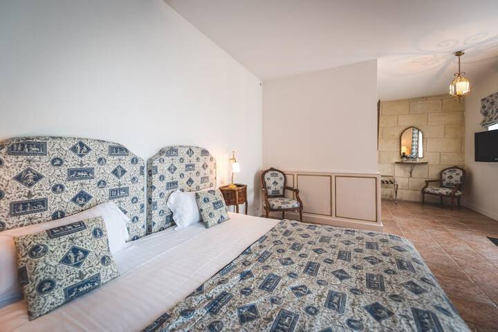 Room 10 of 41