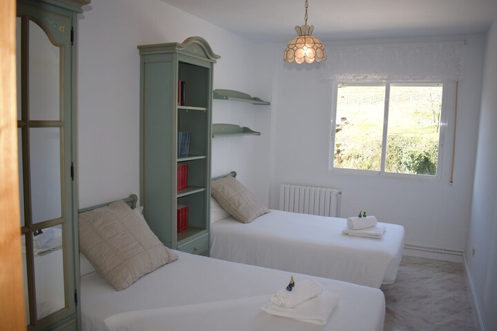 Room 8 of 44