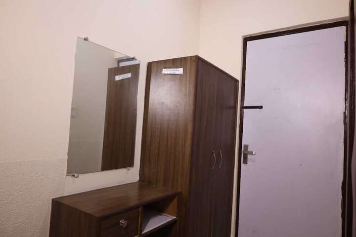 Room 22 of 35