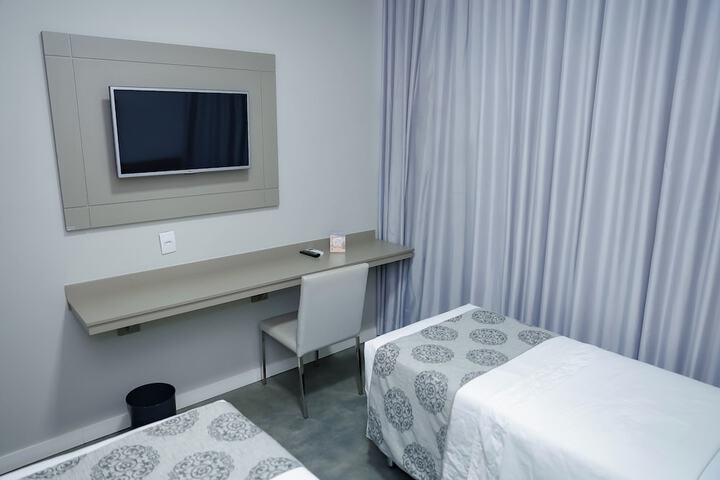 Room 20 of 100