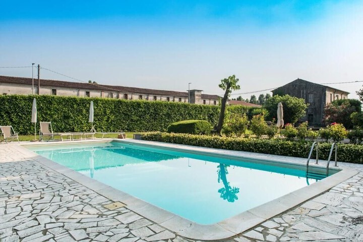 Pool 36 of 63