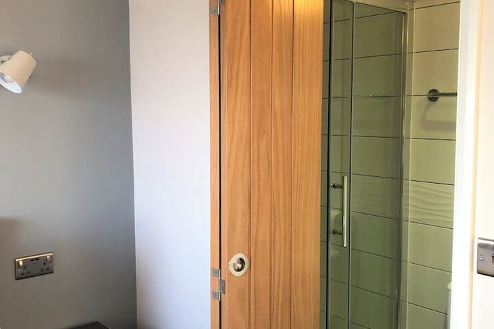 Room 60 of 80