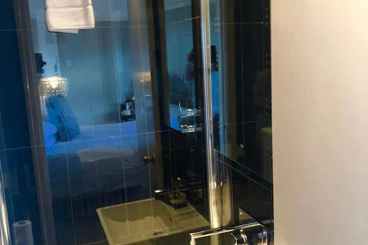 Clean Restrooms