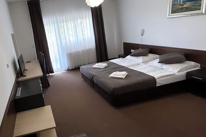 Room 19 of 58