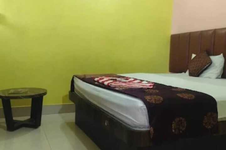 Room 7 of 13