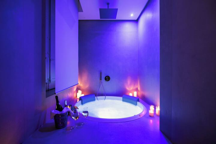 Hot Tub 144 of 178