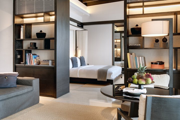 Room 15 of 100
