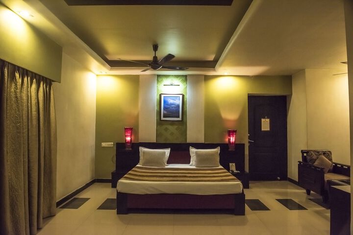 Room 36 of 79