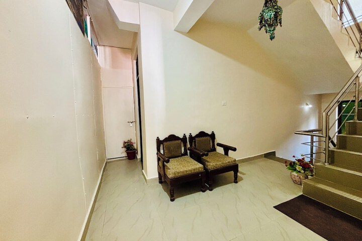 Hotel Interior 7 of 44