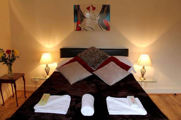 Room 14 of 50