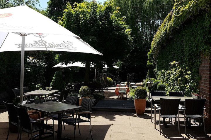 Sundeck