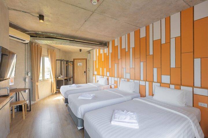 Room 7 of 34