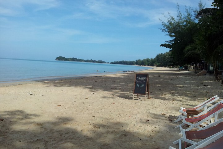 Beach 38 of 48