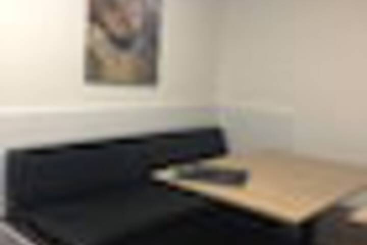 Room 35 of 132