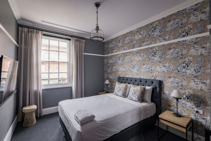 Room 20 of 36