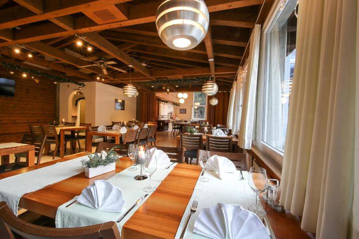 General 33 of 37