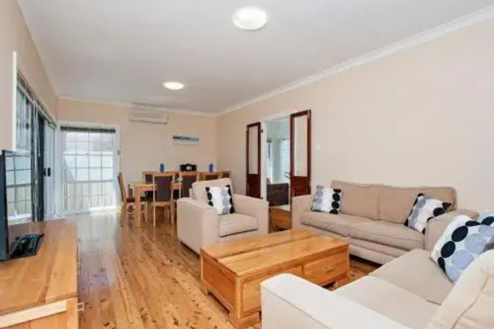 Room 2 of 9