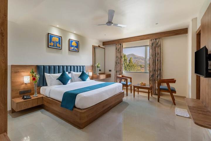 Room 2 of 21