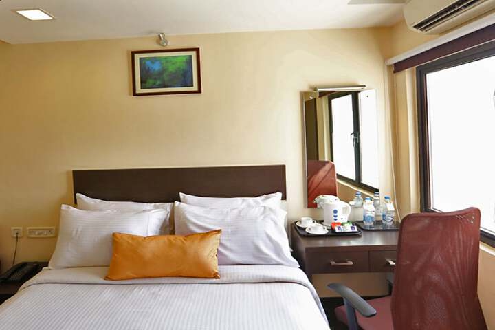 Room 12 of 47