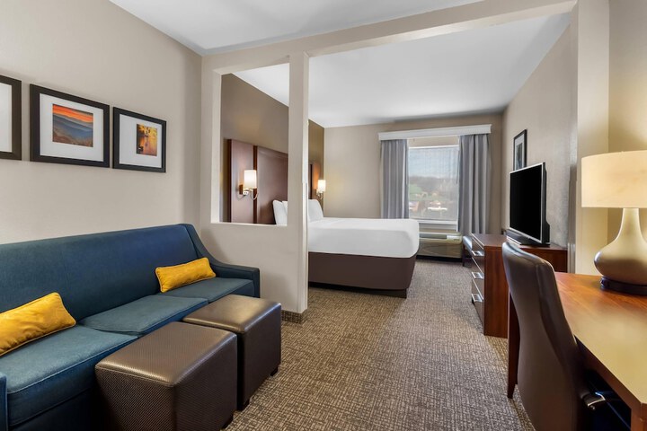 Room 21 of 60