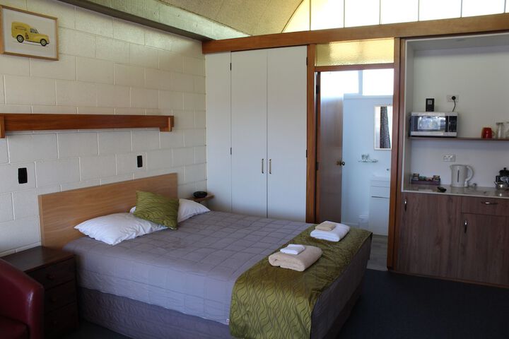Room 3 of 39
