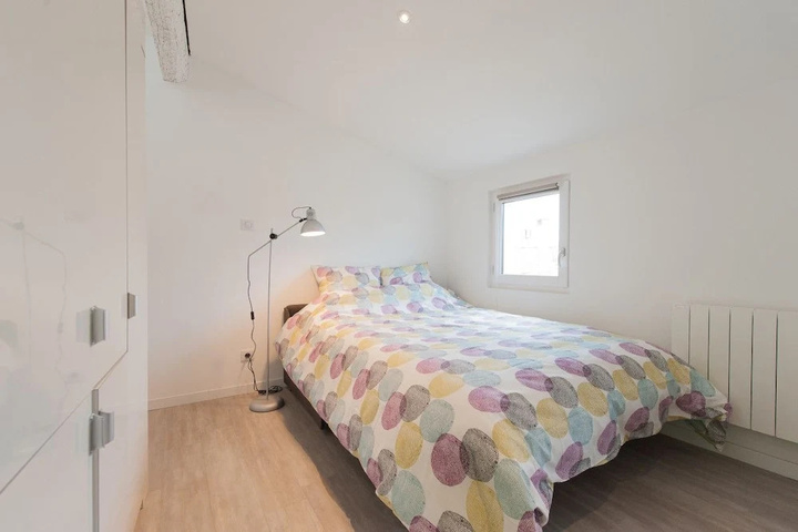 Room 3 of 8