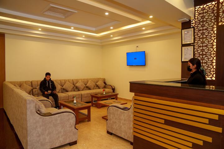 Room 7 of 13