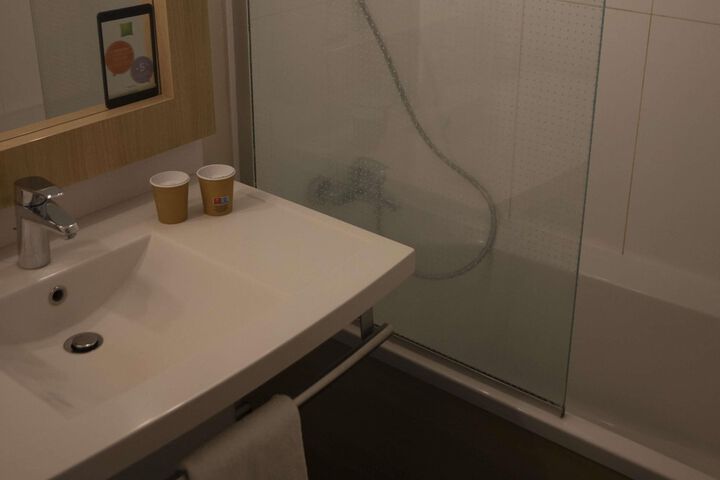 Room 9 of 59