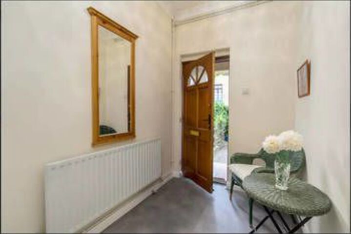 Room 15 of 19