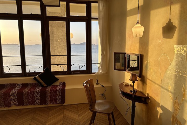 Room 8 of 67