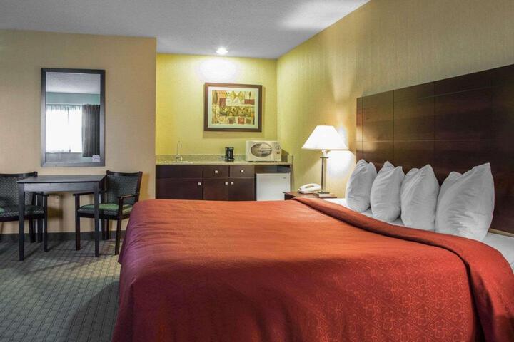 Double Accessible King Size Bed (3 of 4)