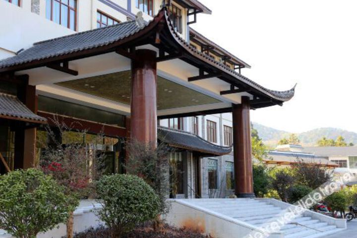 Hotel 6 of 33