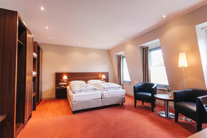 Room 15 of 41