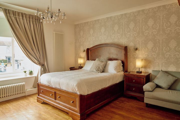 Room 5 of 41