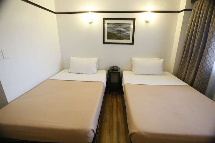 Room 22 of 61