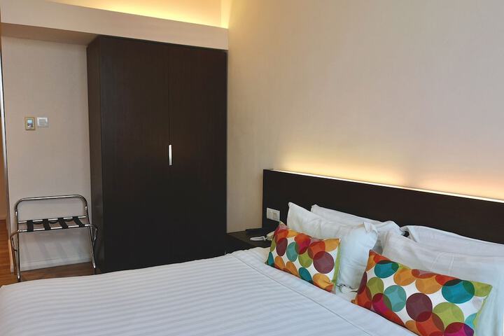 Room 7 of 39