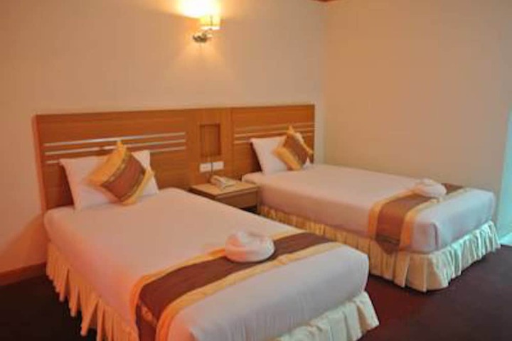 Room 5 of 31