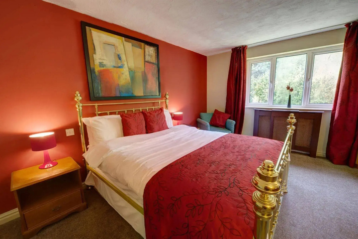 guest_rooms