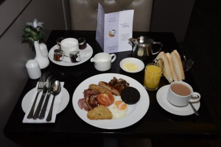 Breakfast meal