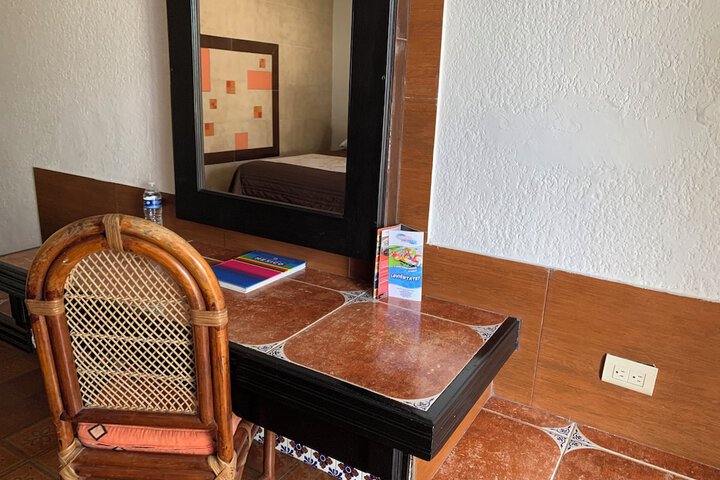 Room 7 of 65