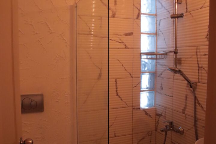 Room 40 of 51