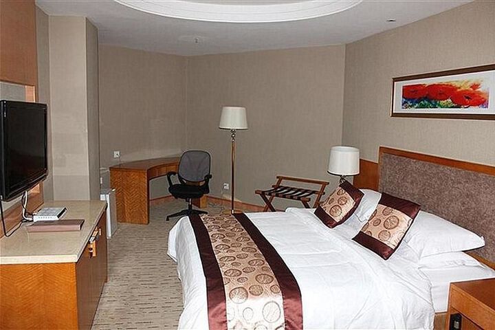 Room 35 of 75