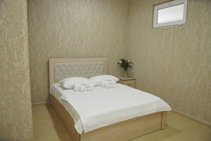 Room 22 of 46