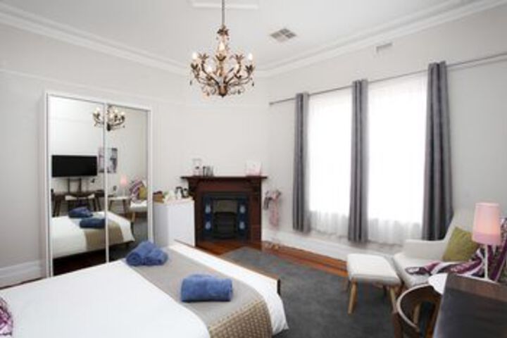 Room 18 of 73