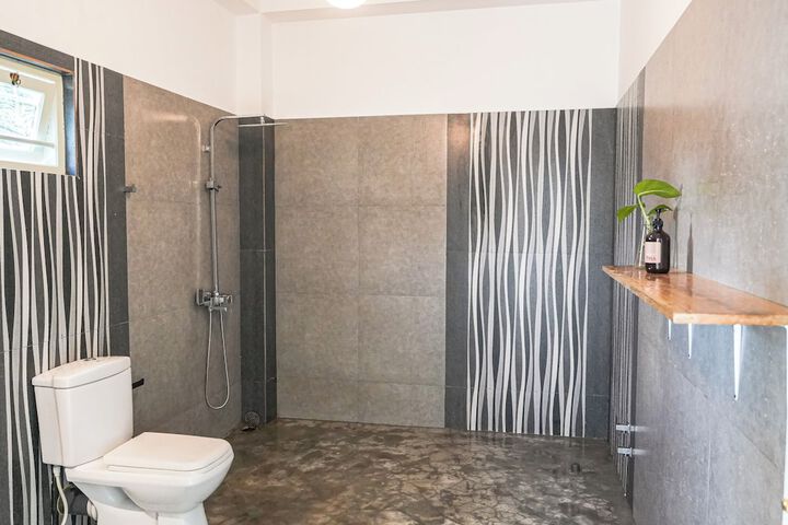 Room 15 of 23