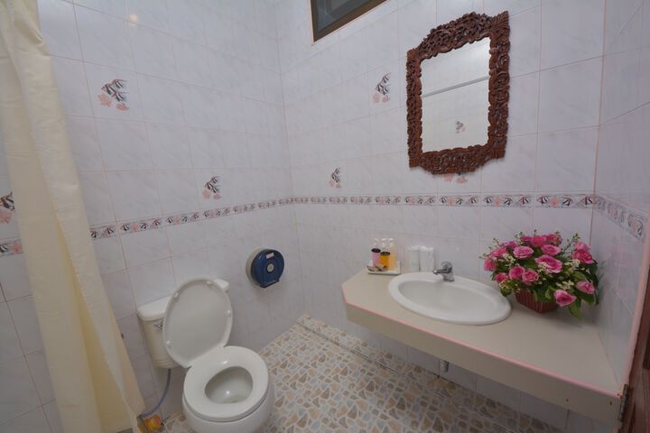 Clean Restrooms